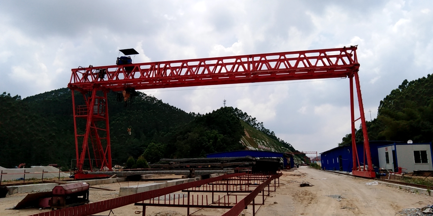 廣東茂名（粵桂界）高速TJ14標(biāo)，MG80/10t-24m-9m-2臺(tái)，MH10t-24m-9m-2臺(tái)，MG40t-24m-9m-1臺(tái)，