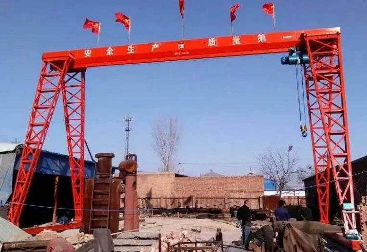 MHGY10噸上包下花葫蘆龍門吊中上跨主梁拱度檢查方法有哪些？為什么電路要檢查接地措施呢？