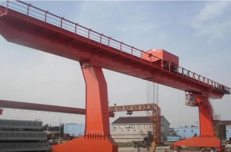 MDG單梁龍門(mén)吊具有哪些優(yōu)點(diǎn)_河南龍門(mén)吊廠(chǎng)家