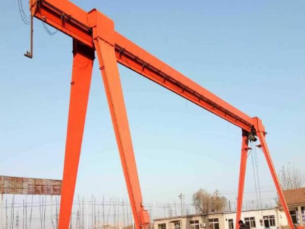 龍門吊門式起重機操作中如何確保環(huán)境保護？